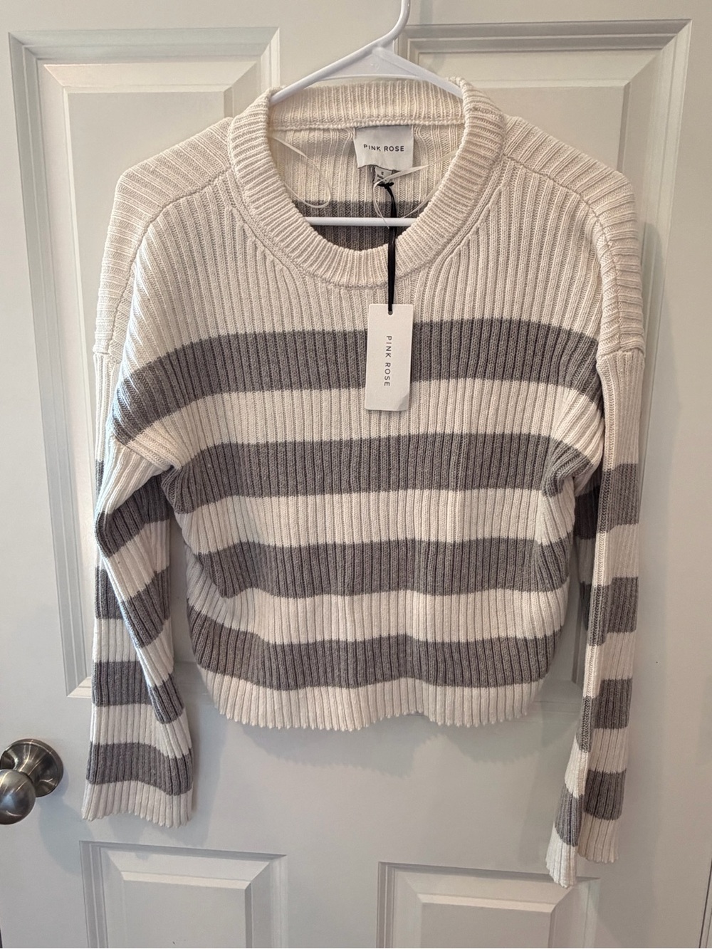 Pink Rose NWT Grey and White Sweater Size Small